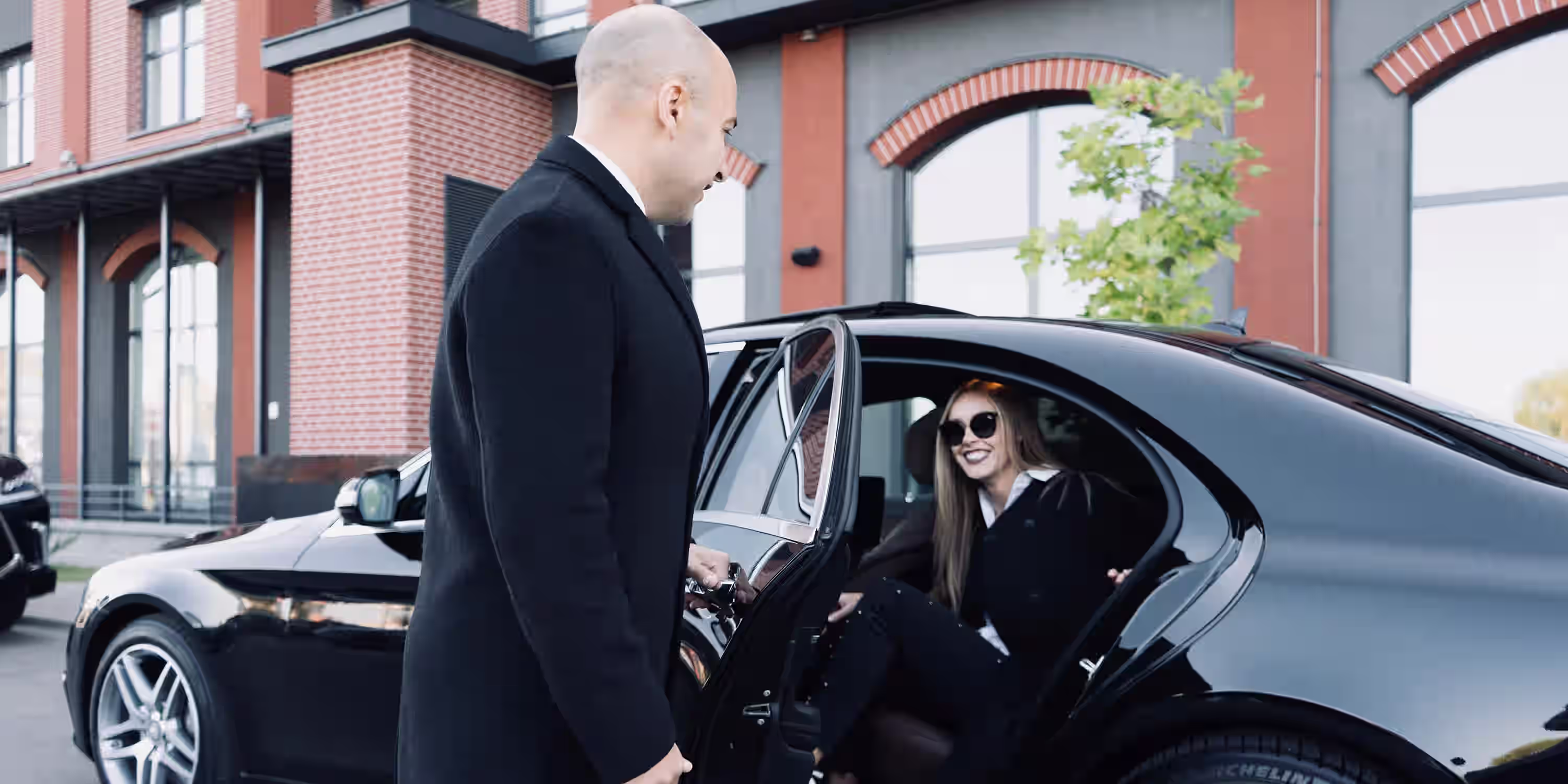 Old Westbury Black Car Service Old Westbury Black Car Service